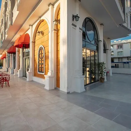 The Sansa & 3* Manavgat